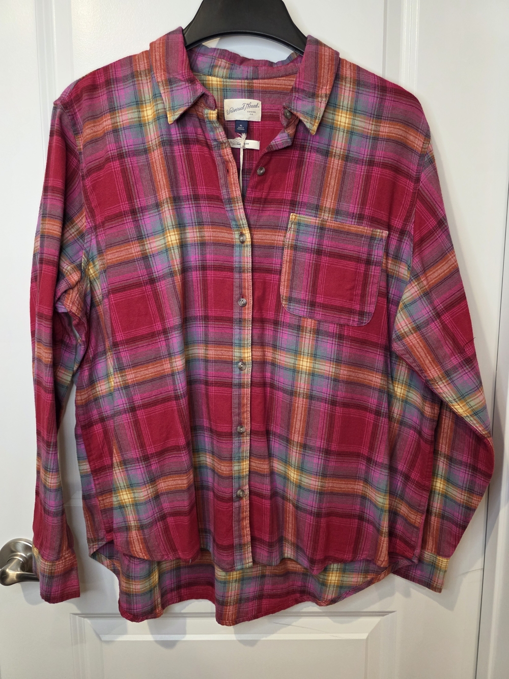 Universal Thread Pink Multicolor Plaid Button-Down Shirt
